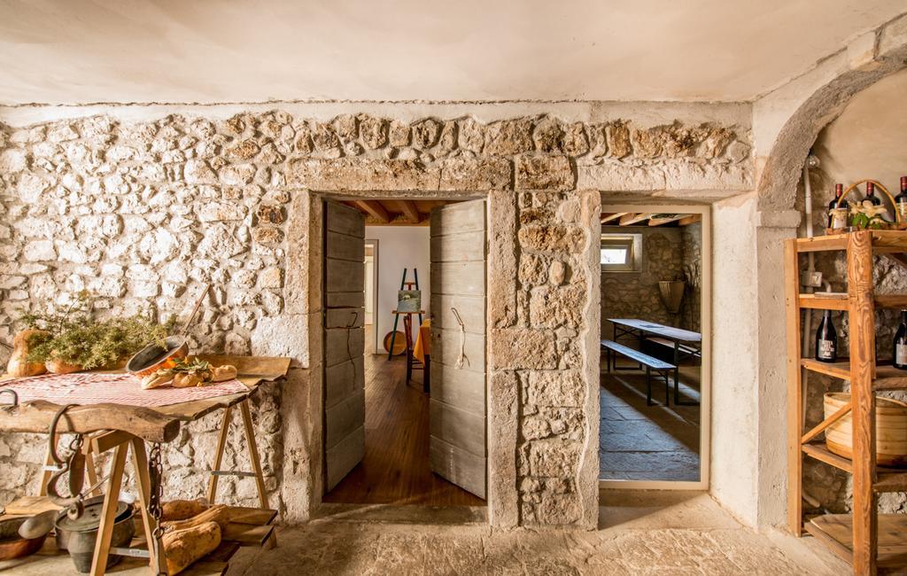 Agriturismo Borgo Titol Tramonti di Sopra Buitenkant foto